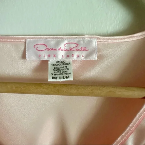 MOVED➡️ @lookmostlikely | Vintage Oscar de la Renta Pink Label Satin Nightgown - Picture 4 of 10